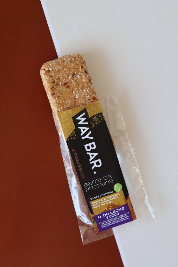 <h4><span style="text-decoration:underline"><em>coco y dulce de leche</em></span></h4>